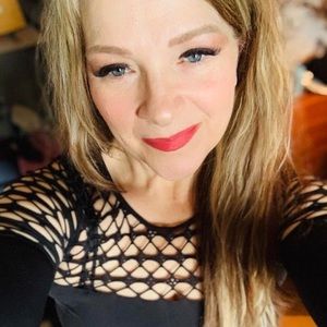 Meet your Posher, Ann